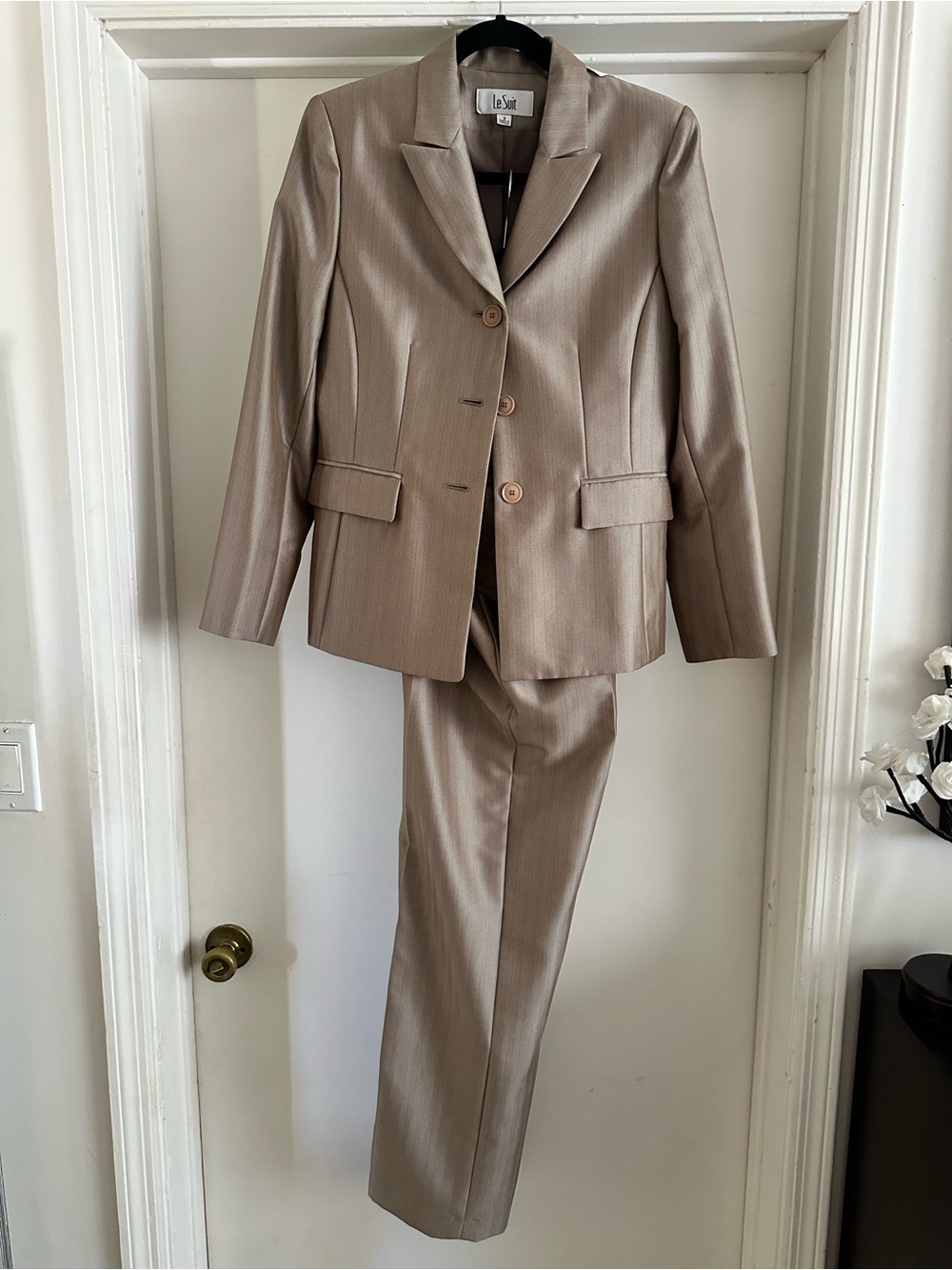 Le Suit Women's Taupe Pinstripe Blazer and Trouser Set